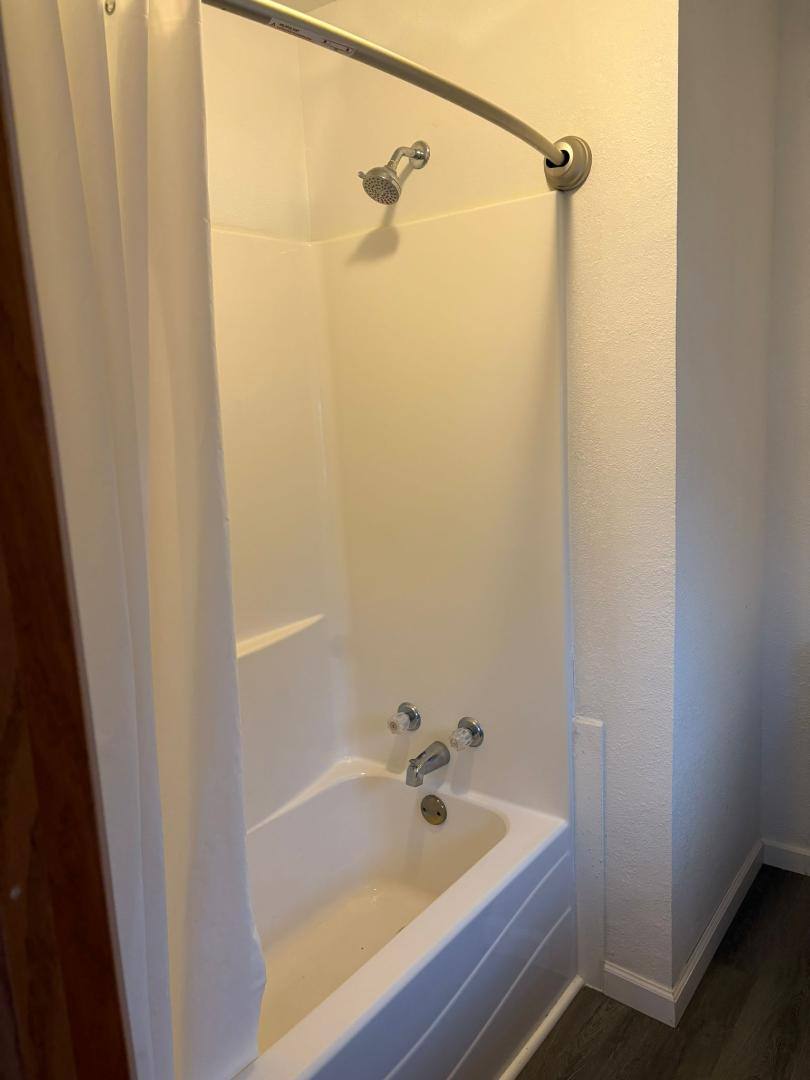 Apartment for rent at 206 Weaver Rd #30, Bloomfield, IA 52537