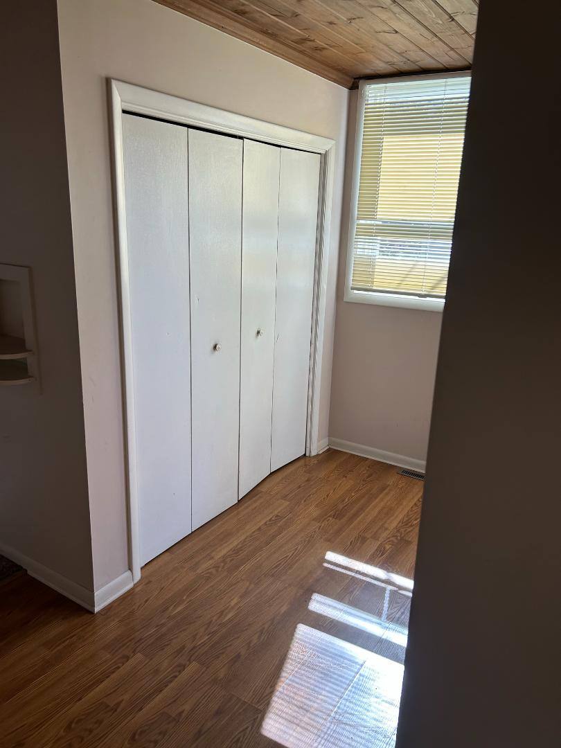 Apartment for rent at 328 Johnston St #3, Gladbrook, IA 50635