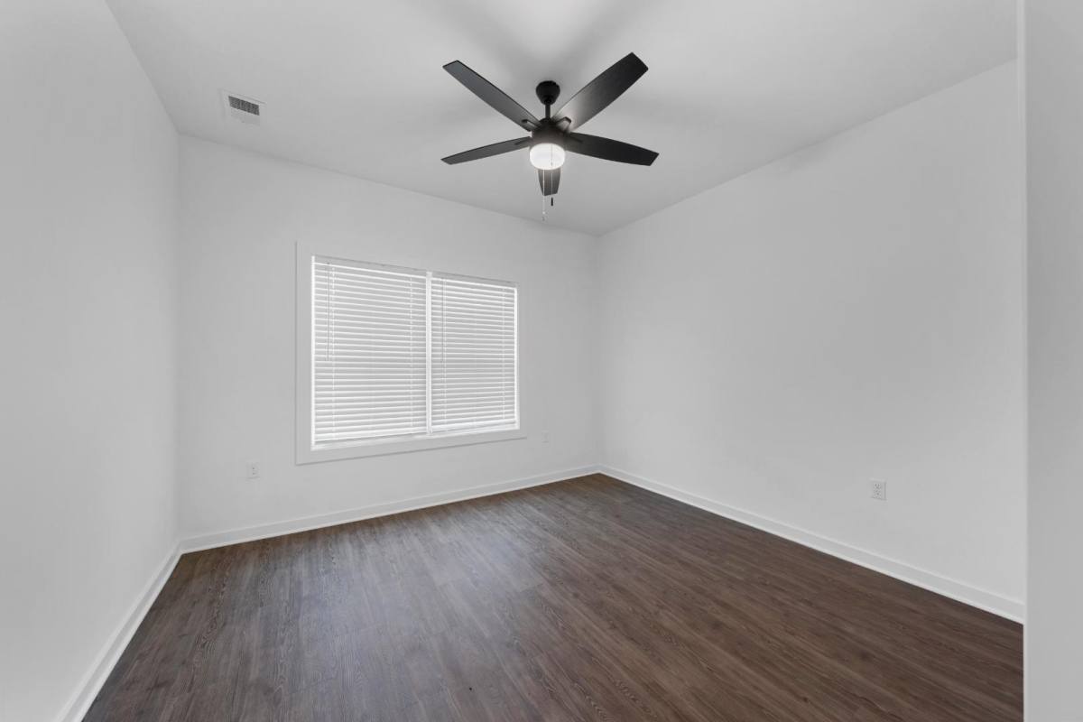 Apartment for rent at 6567 Nashville Rd 1100-1300 #1100, Bowling Green, KY 42101