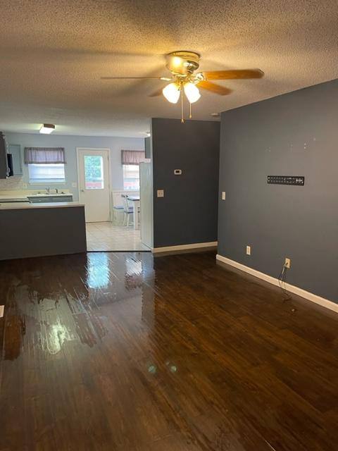 Townhouse for rent at 2972 Broad St, Bristol, TN 37620