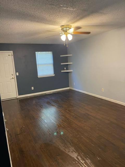 Townhouse for rent at 2972 Broad St, Bristol, TN 37620