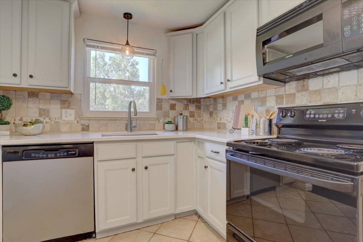House for rent at 1334 Xavier St, Denver, CO 80204