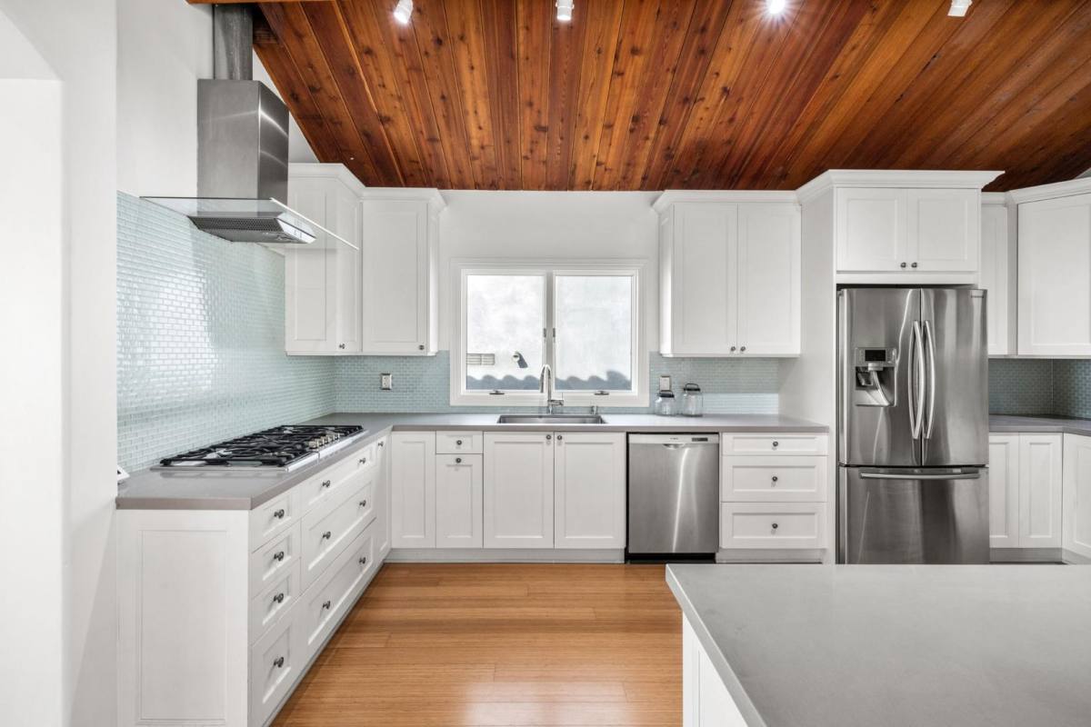 4104 Highland Ave, Manhattan Beach, CA 90266 - House for Rent - Image 13