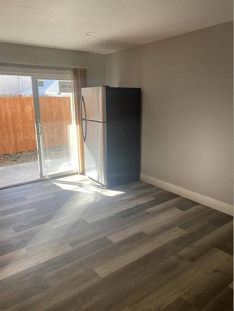 Apartment for rent at 27070-27086 Manon Ave #2B, Hayward, CA 94544