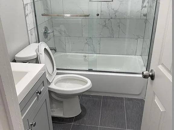 Apartment for rent at 27070-27086 Manon Ave #2B, Hayward, CA 94544