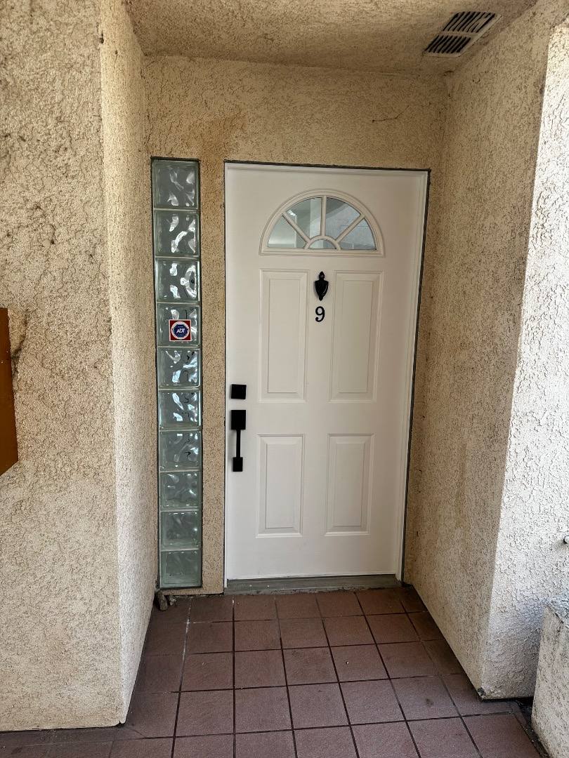 Condo for rent at 4003 Sunset Dr #9, Los Angeles, CA 90027