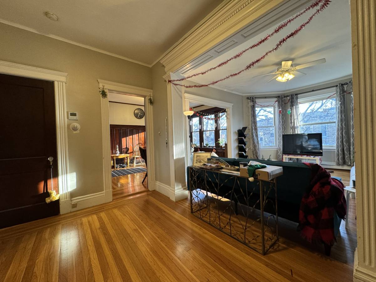 Apartment for rent at 21 Euston St #6, Brookline, MA 02446
