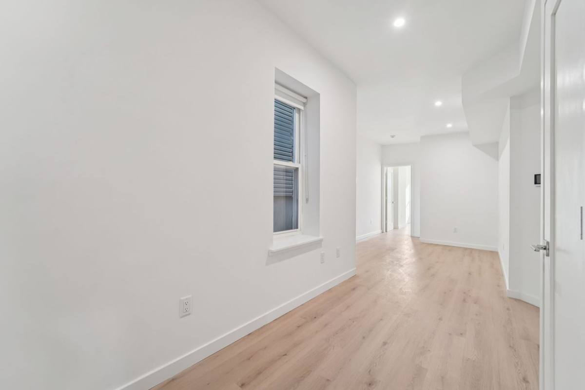 Apartment for rent at 117 Bostwick Ave, Jersey City, NJ 07305