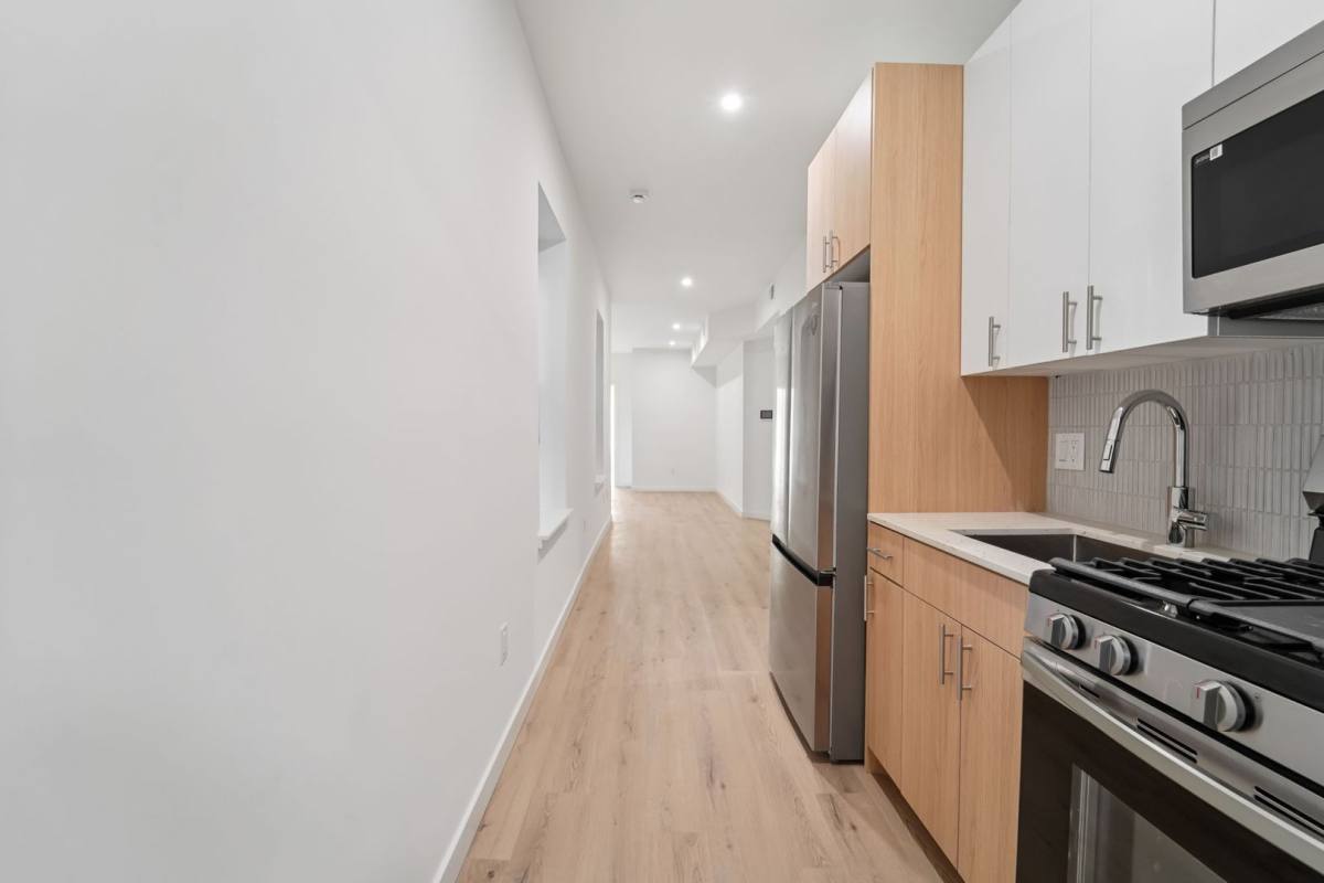Apartment for rent at 117 Bostwick Ave, Jersey City, NJ 07305