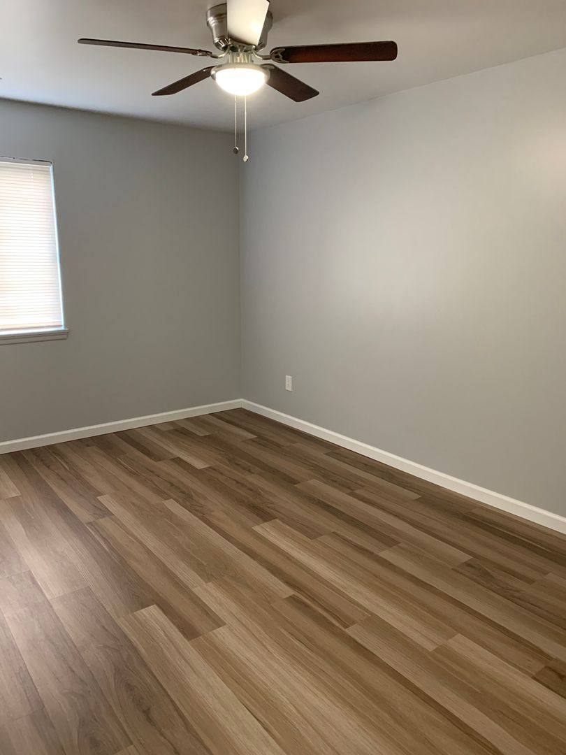 Apartment for rent at 1200 Highfield Crossing Court, Bethel Park, PA 15102