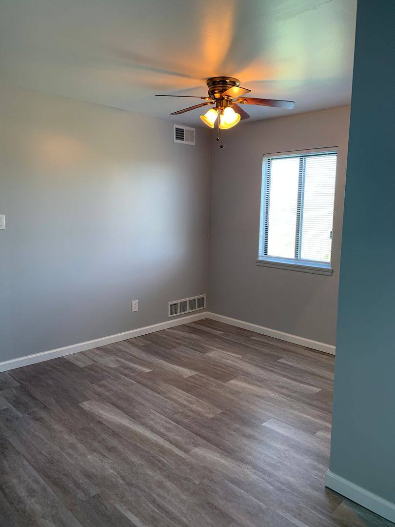 Apartment for rent at 1200 Highfield Crossing Court, Bethel Park, PA 15102