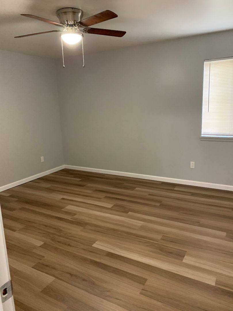 Apartment for rent at 1200 Highfield Crossing Court, Bethel Park, PA 15102