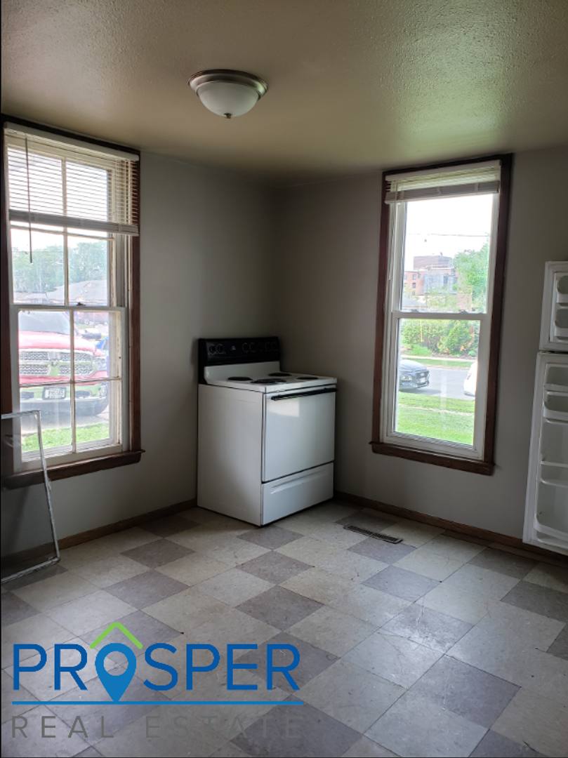 Apartment for rent at 1020 Fifth Ave, Eau Claire, WI 54703