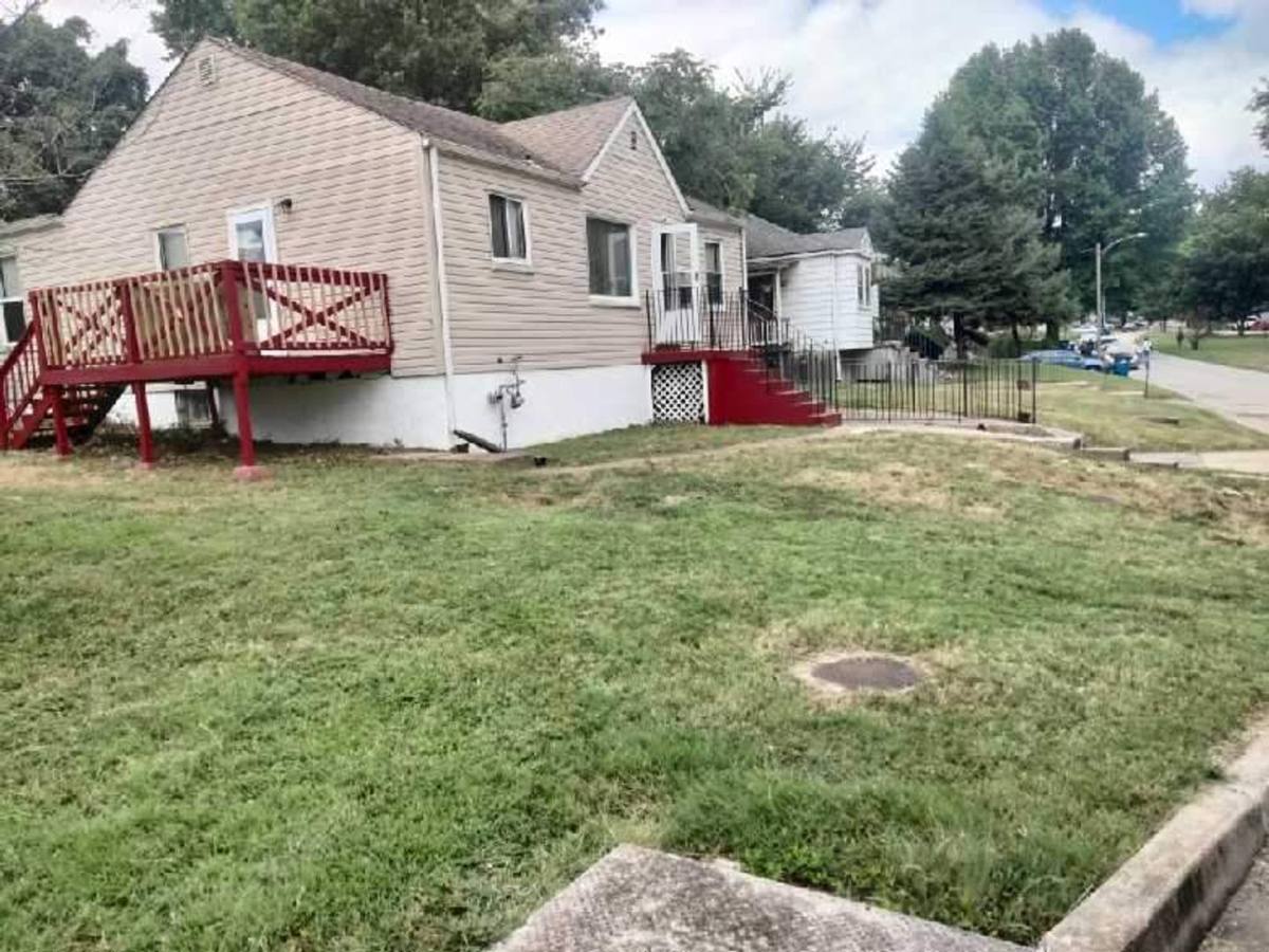 House for rent at 7004 Greenhaven, Saint Louis, MO 63136