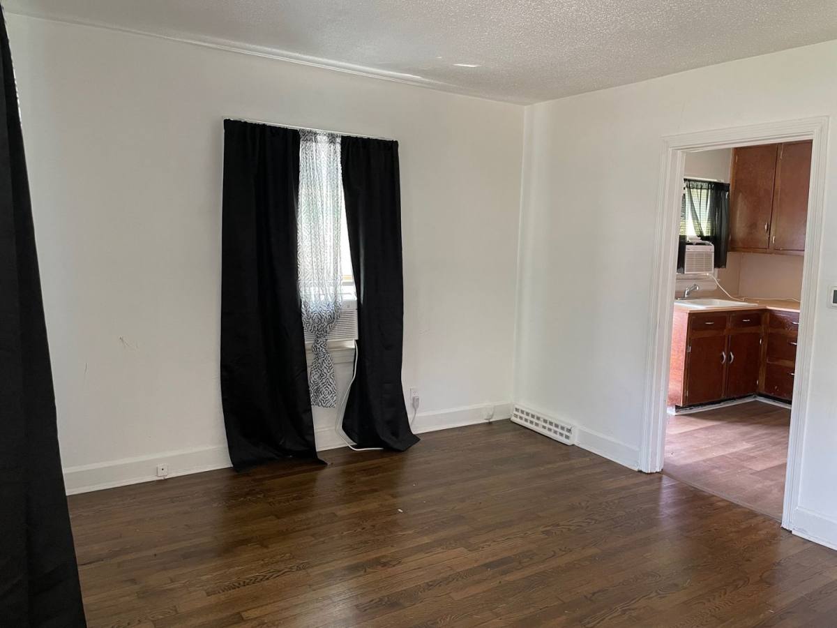 Apartment for rent at 2918-A & B Archdale Rd, High Point, NC 27263