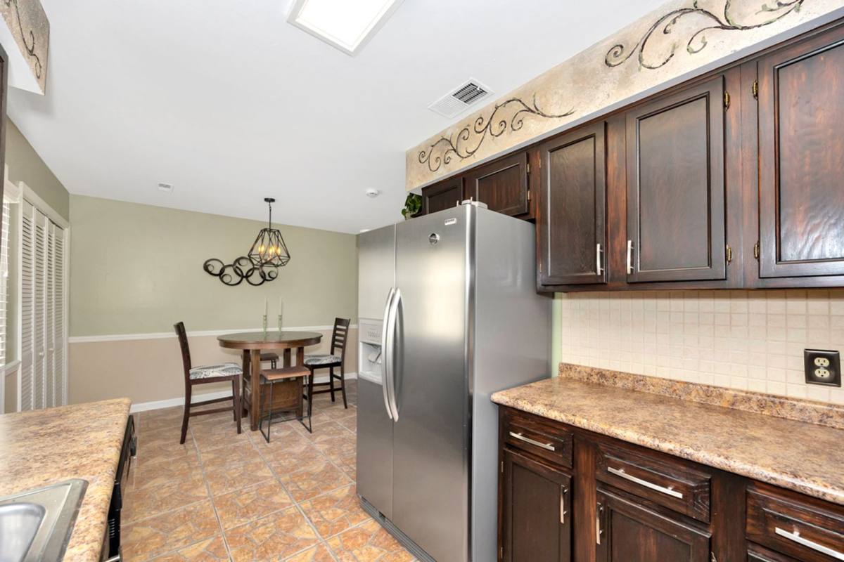 Condo for rent at 11112 Memorial Parkway SW #J3, Huntsville, AL 35803