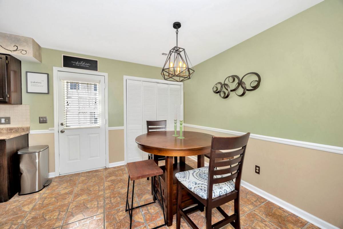 Condo for rent at 11112 Memorial Parkway SW #J3, Huntsville, AL 35803