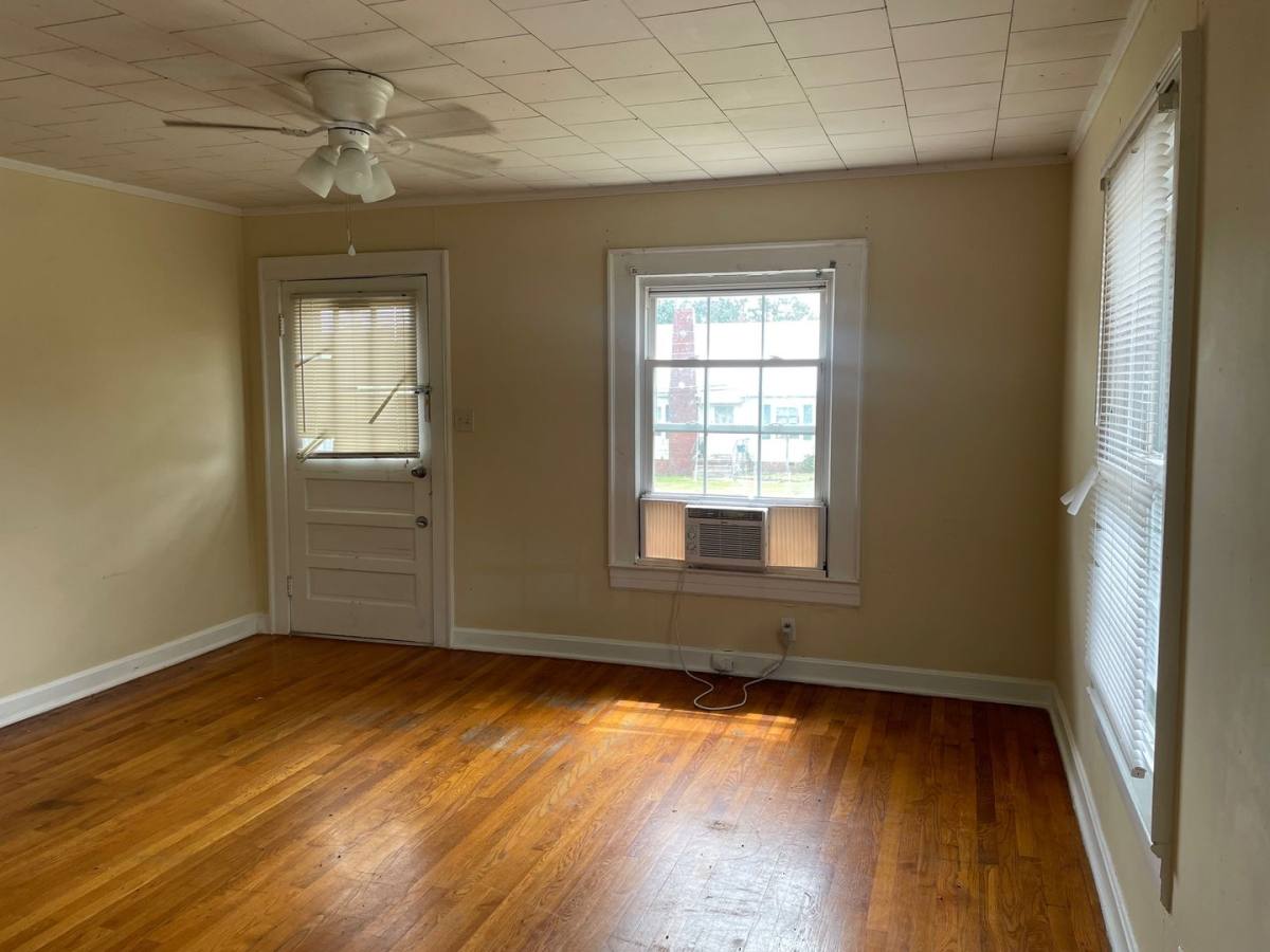 Apartment for rent at 525 A & B Weaver Ave, High Point, NC 27263