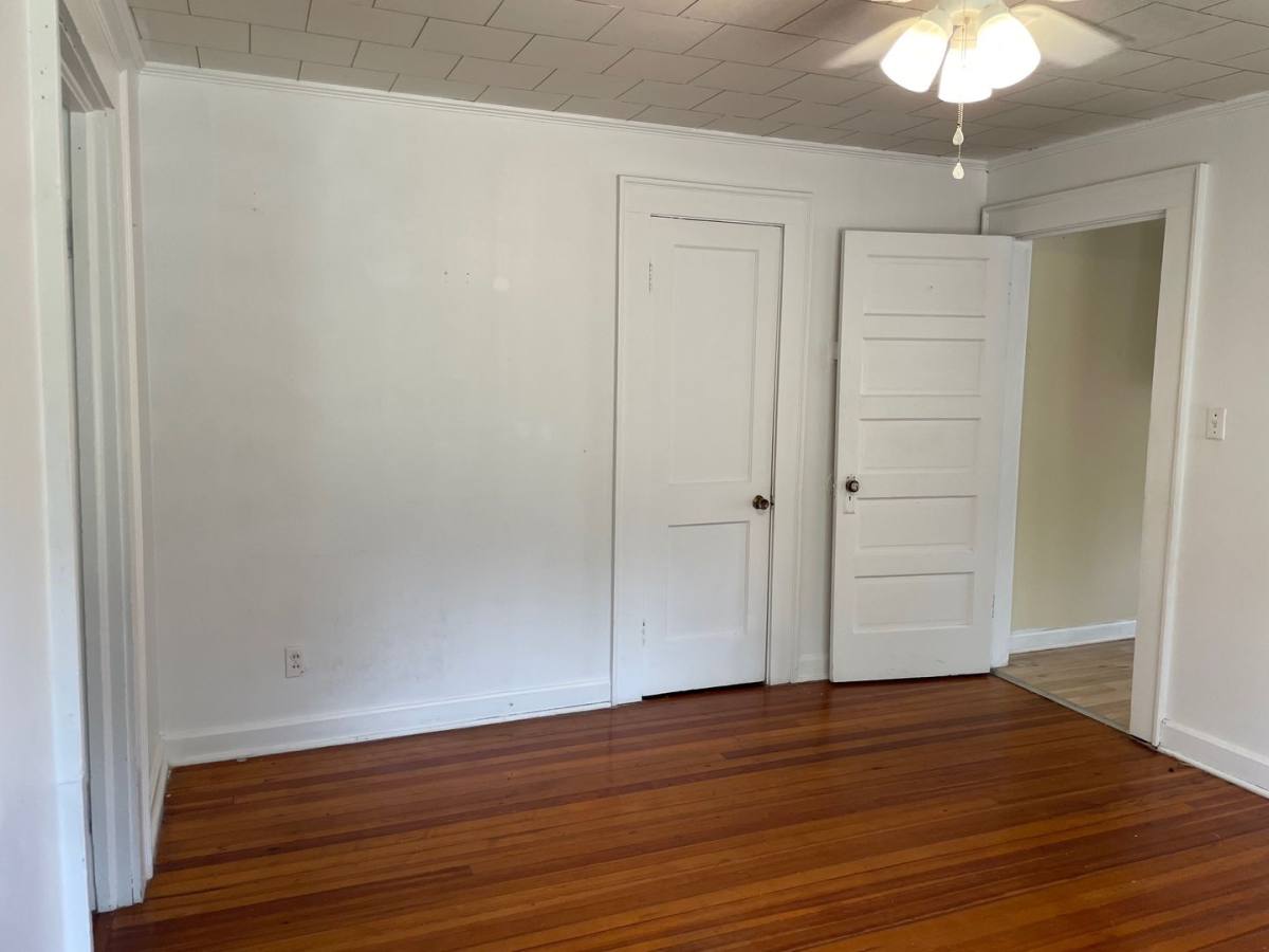 Apartment for rent at 525 A & B Weaver Ave, High Point, NC 27263