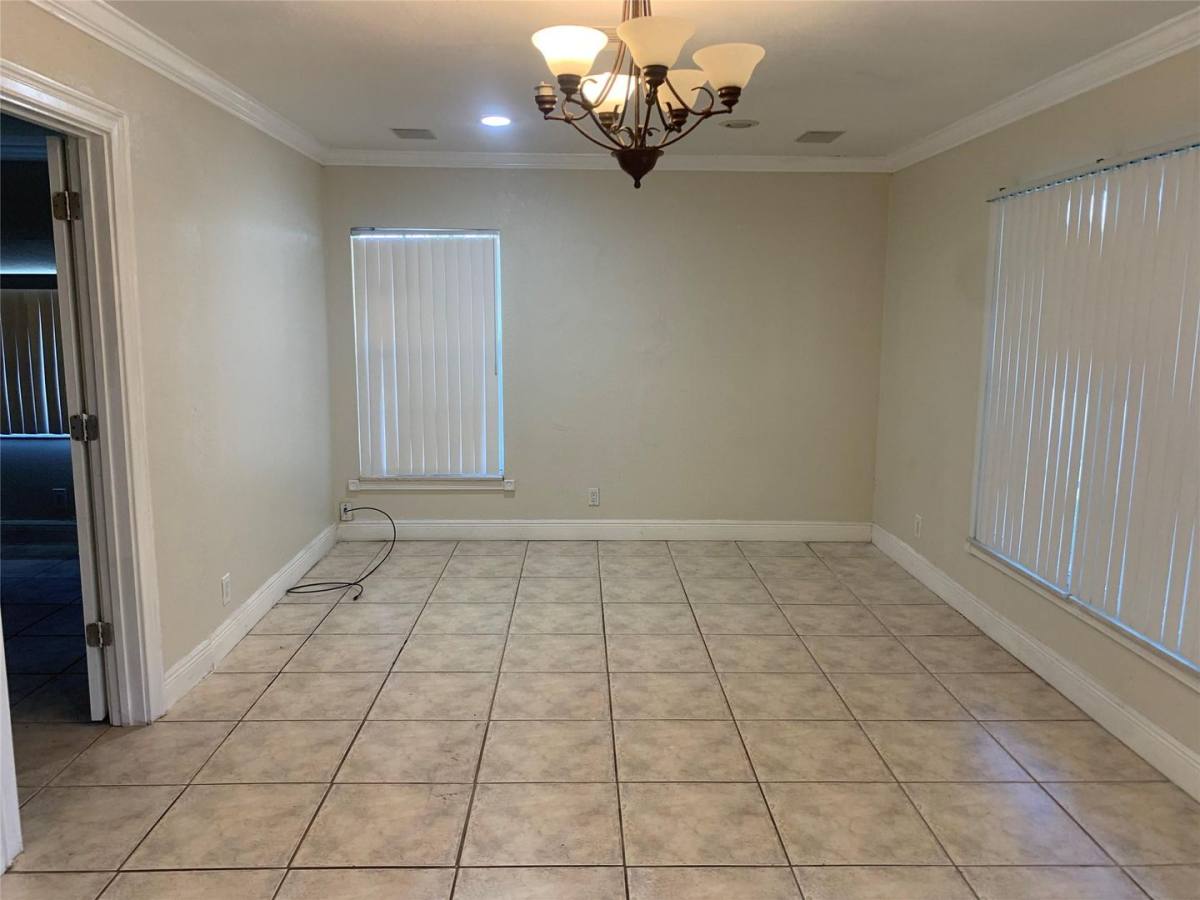 House for rent at 907 SW 78th Ave, Pompano Beach, FL 33068