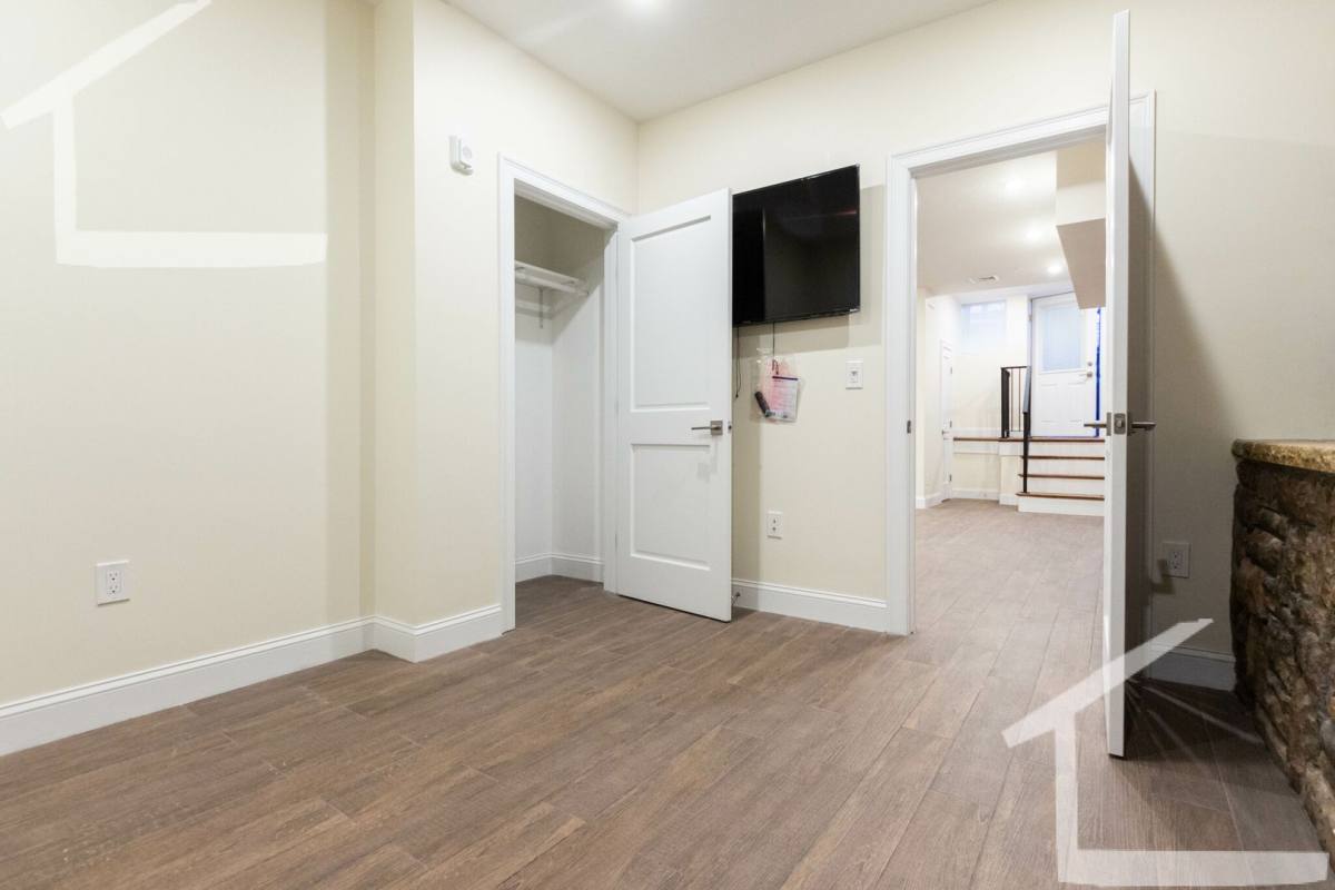 Townhouse for rent at 1612 Beacon St #1, Brookline, MA 02445