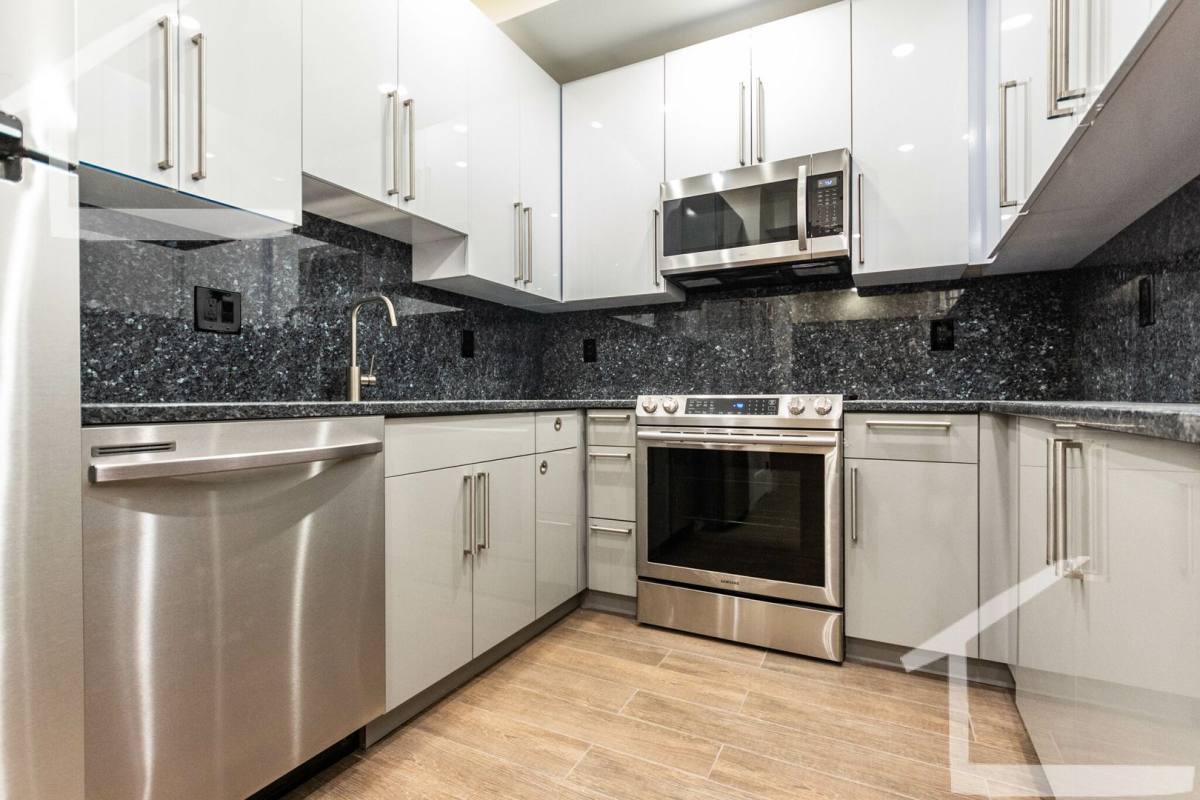Townhouse for rent at 1612 Beacon St #1, Brookline, MA 02445