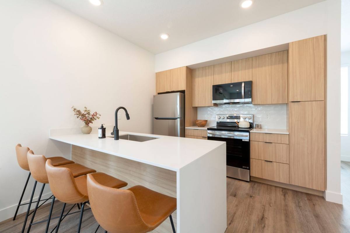 Townhouse for rent at 565 S Redwood Rd, Salt Lake City, UT 84104
