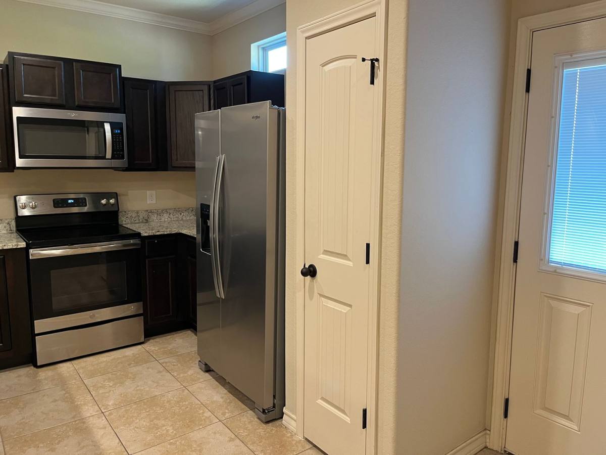 Townhouse for rent at 6503 Marcel Way, San Antonio, TX 78233