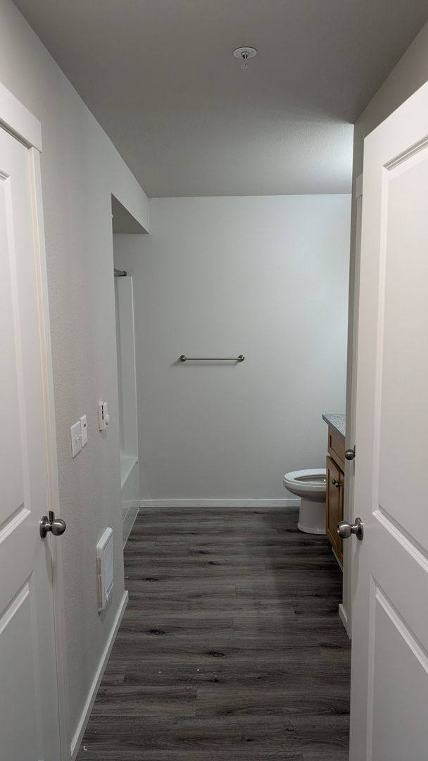Apartment for rent at 2515 S 48th, Tacoma, WA 98409