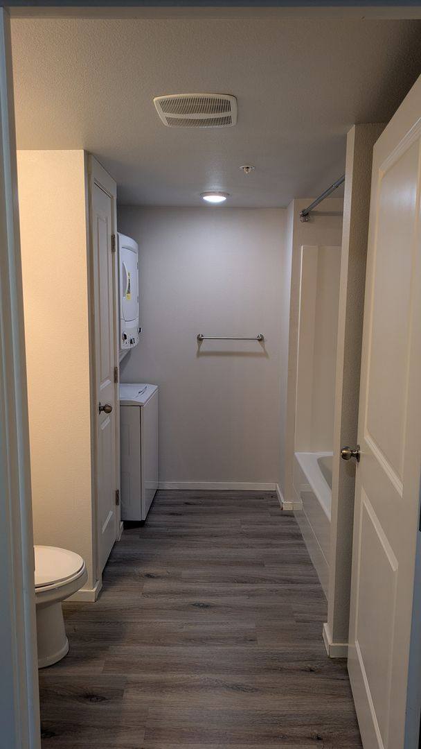Apartment for rent at 2515 S 48th, Tacoma, WA 98409