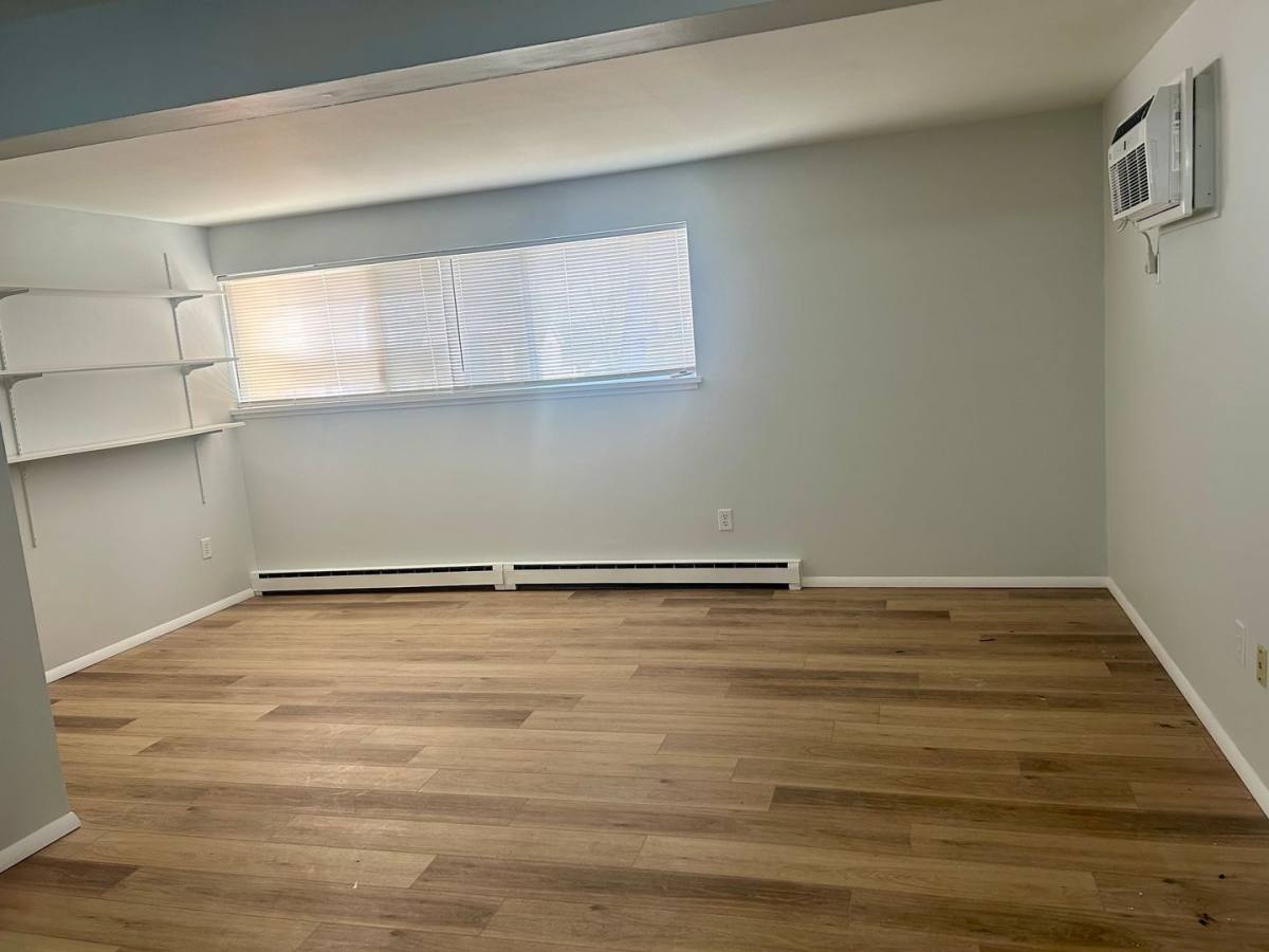 Apartment for rent at 715-777 Washtenaw Rd, Ypsilanti, MI 48197