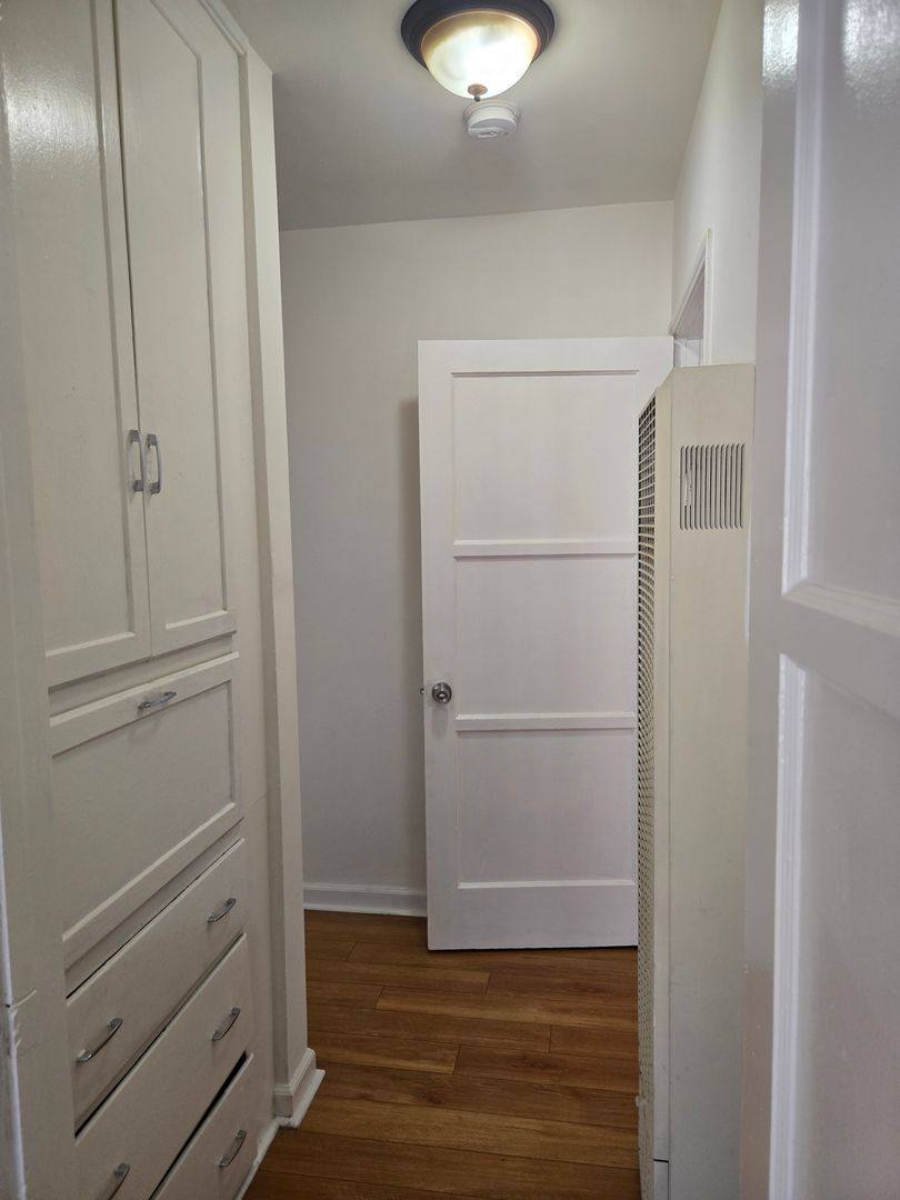 Apartment for rent at 520 E Lomita Ave, Glendale, CA 91205