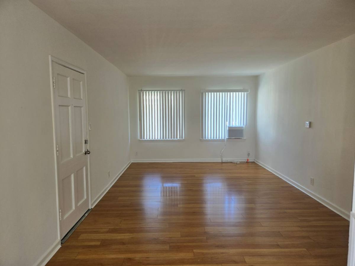 Apartment for rent at 520 E Lomita Ave, Glendale, CA 91205