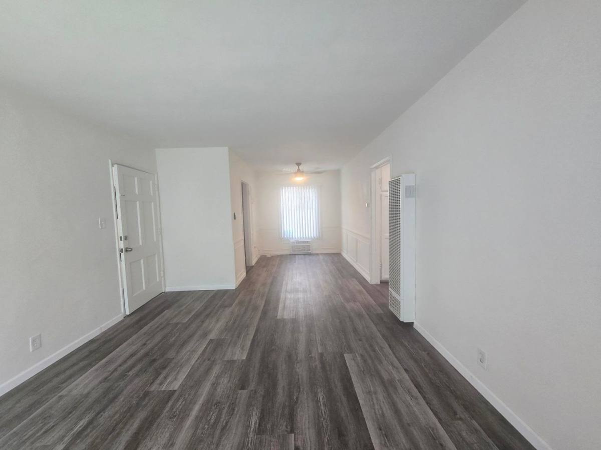 Apartment for rent at 520 E Lomita Ave, Glendale, CA 91205