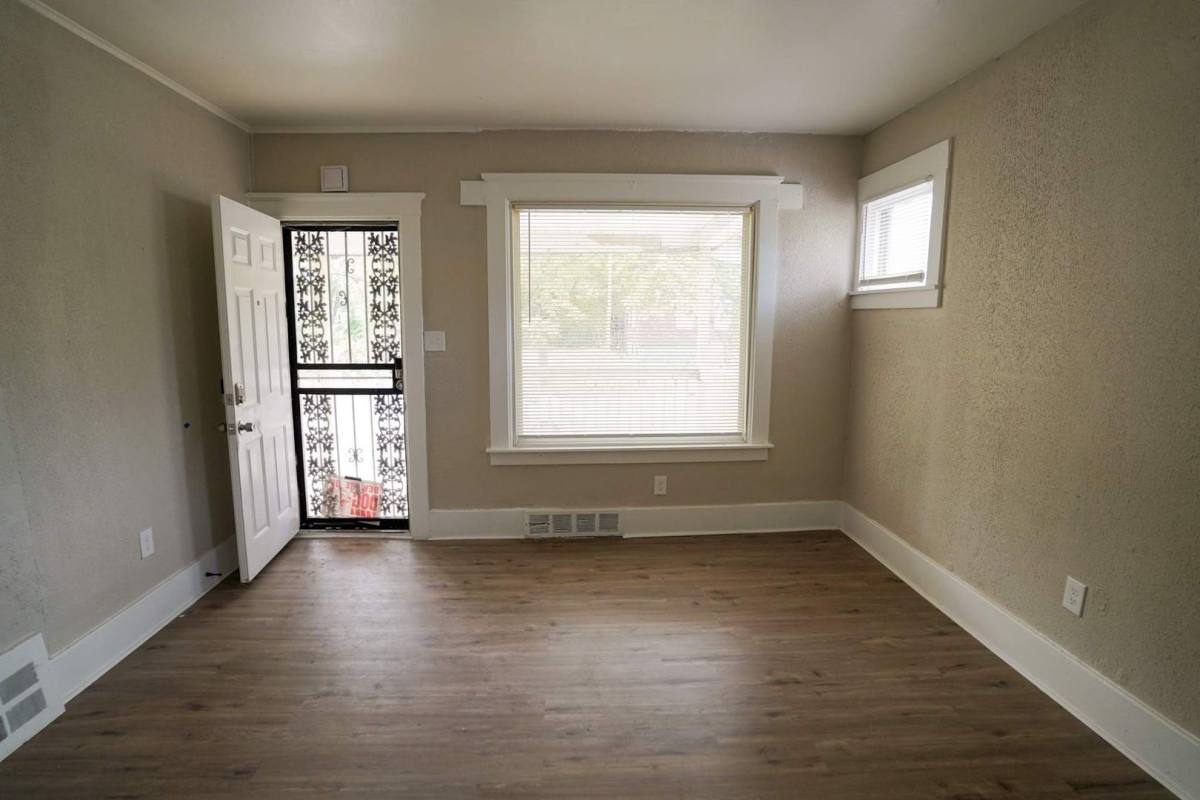 House for rent at 8193 Traverse St, Detroit, MI 48213