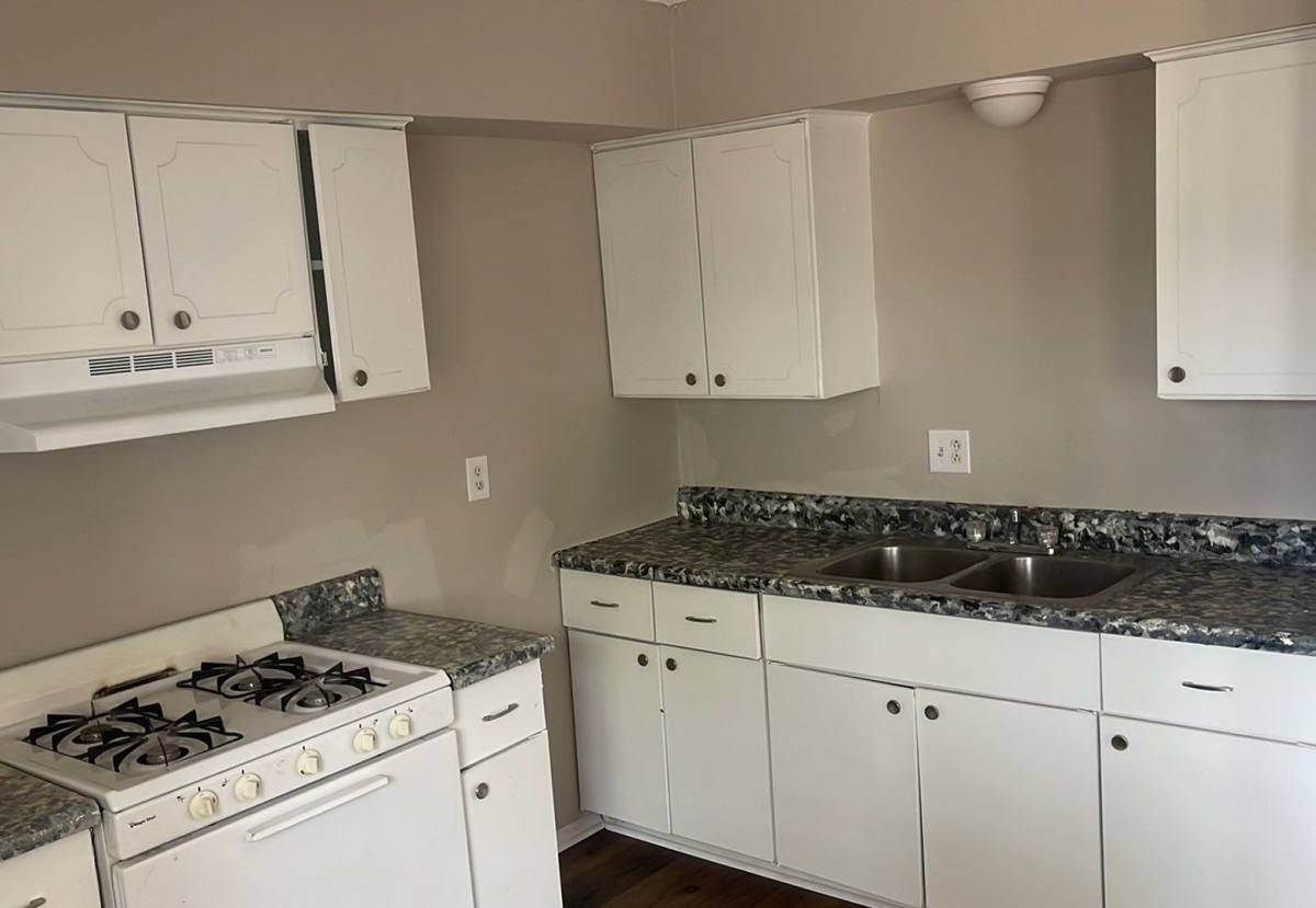 Apartment for rent at 592-600 Patterson St, Memphis, TN 38111