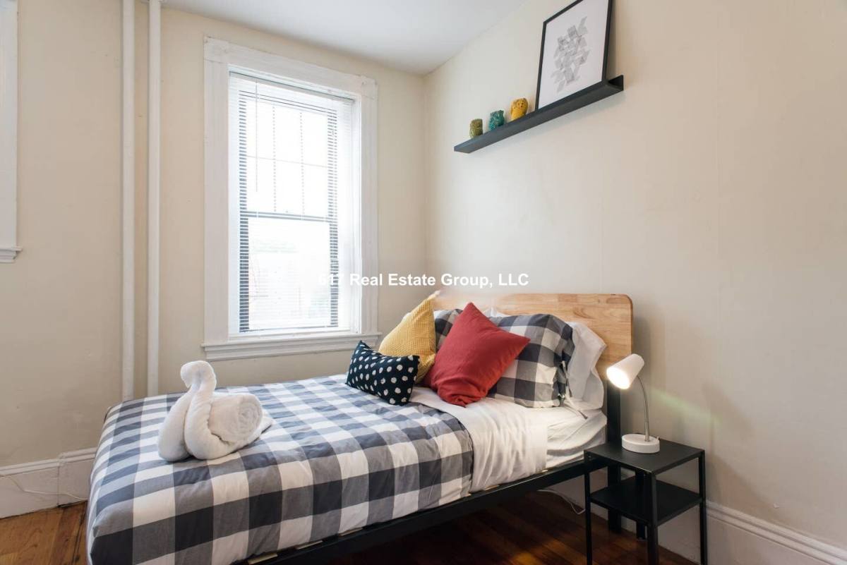 Apartment for rent at 48 Babcock St #O2, Brookline, MA 02446