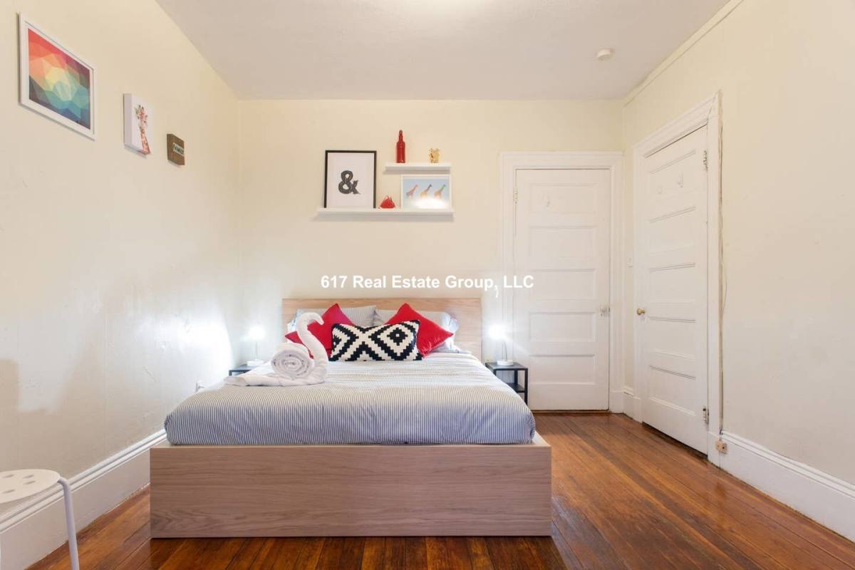 Apartment for rent at 48 Babcock St #O2, Brookline, MA 02446