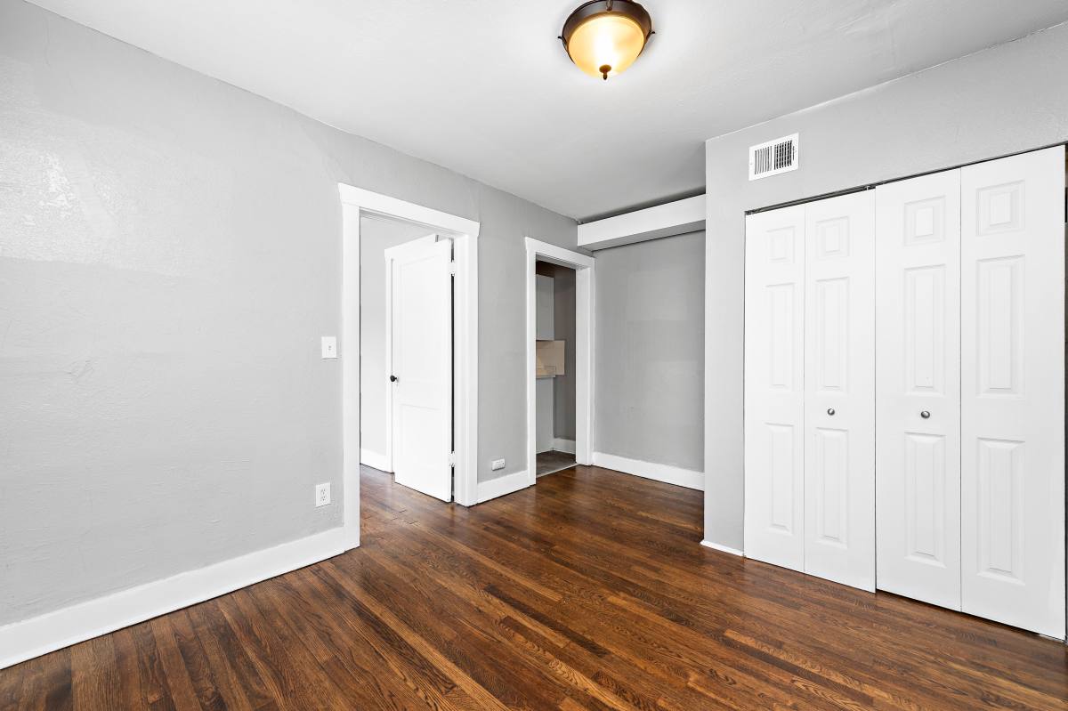 Apartment for rent at 201 W 38th St, Kansas City, MO 64111