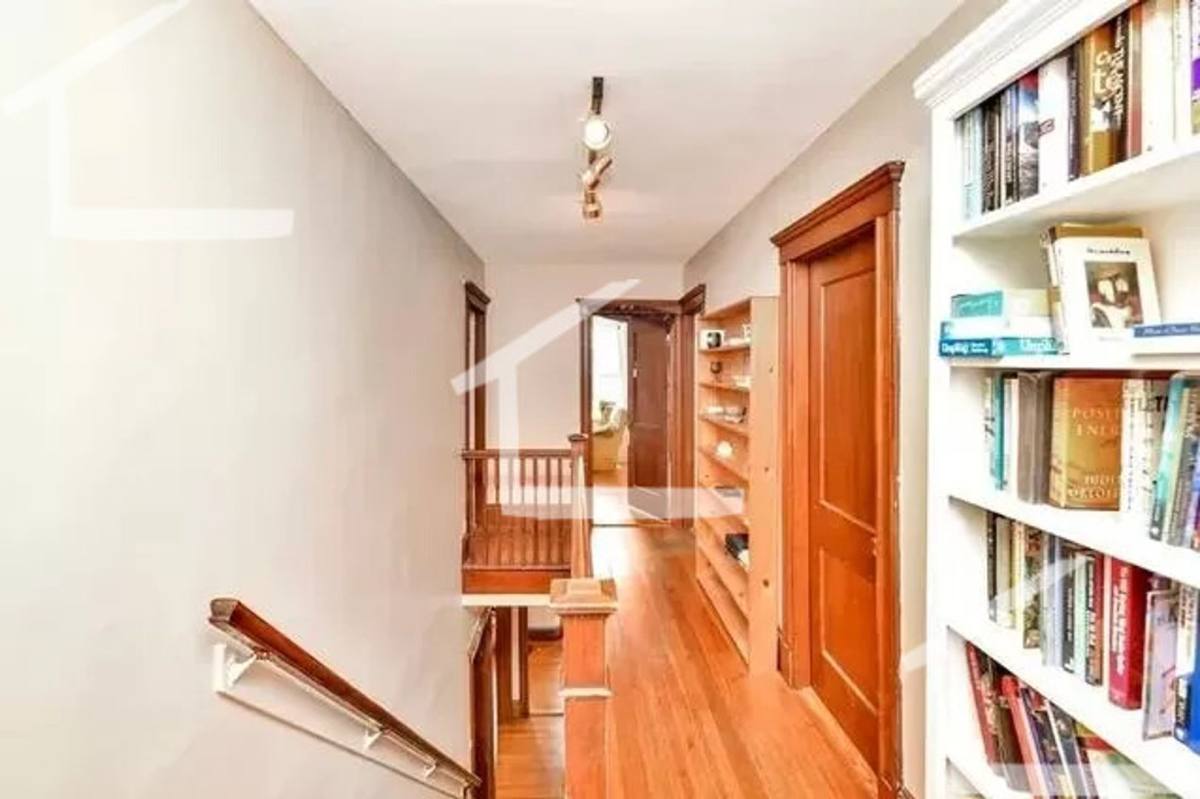 Apartment for rent at 105 Colbourne Crescent #2, Brookline, MA 02445