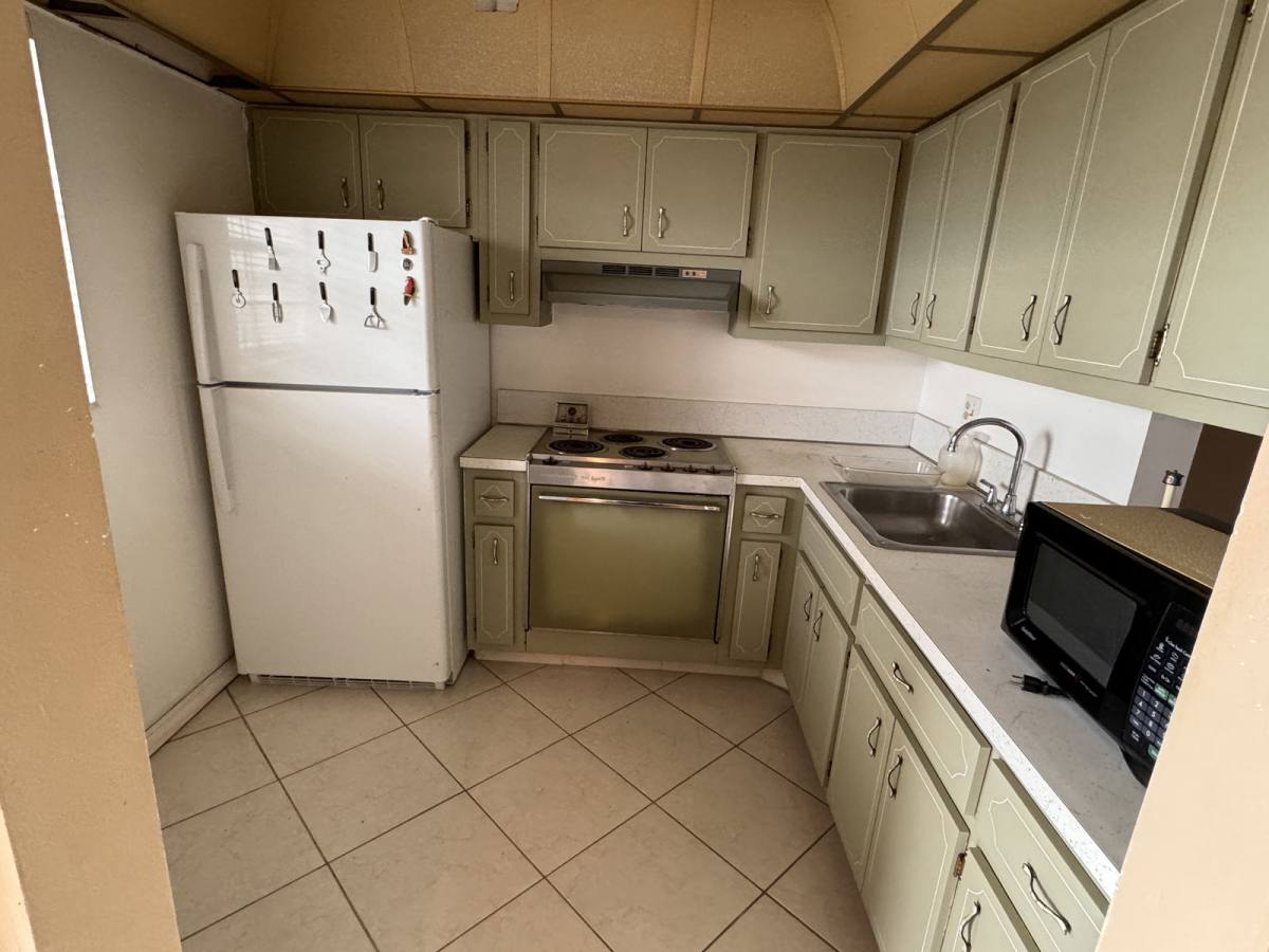 Apartment for rent at 2861 NW 47th Terrace #207B, Fort Lauderdale, FL 33313