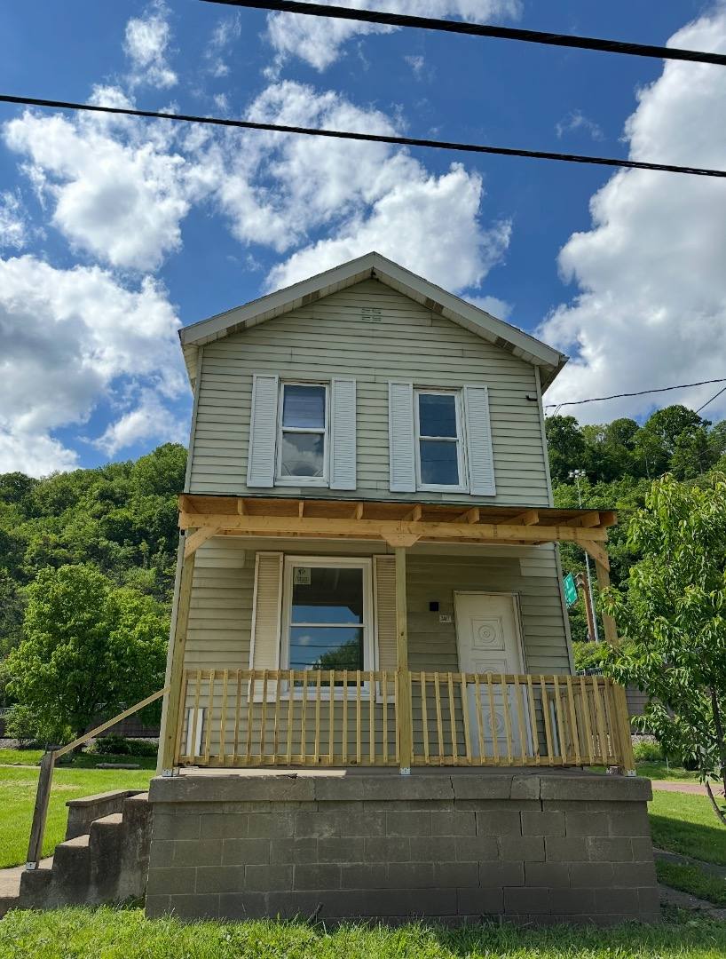 House for rent at 302 1st St, Monongahela, PA 15063