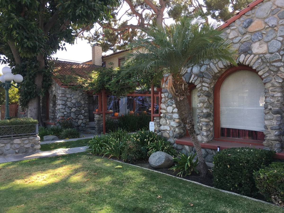 Apartment for rent at 677-707 N Park Ave, Pomona, CA 91768