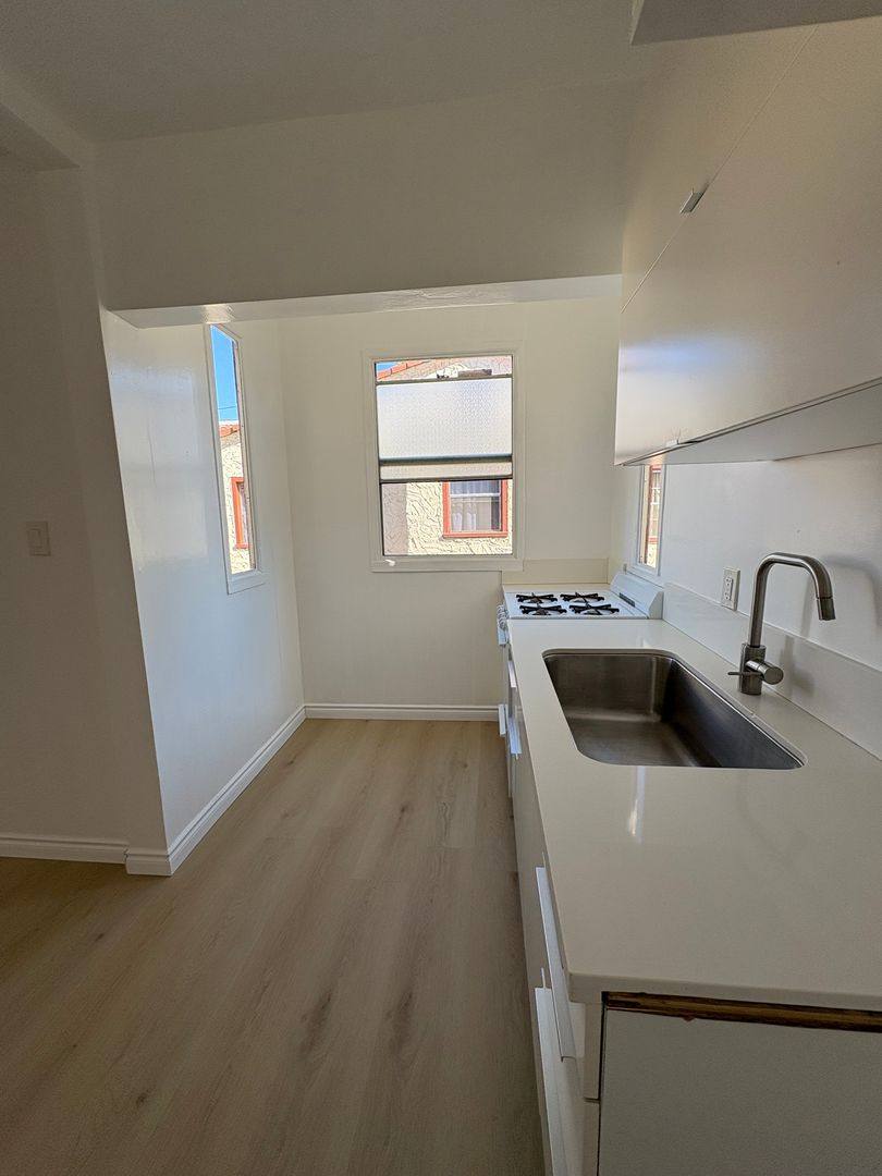 Apartment for rent at 677-707 N Park Ave, Pomona, CA 91768