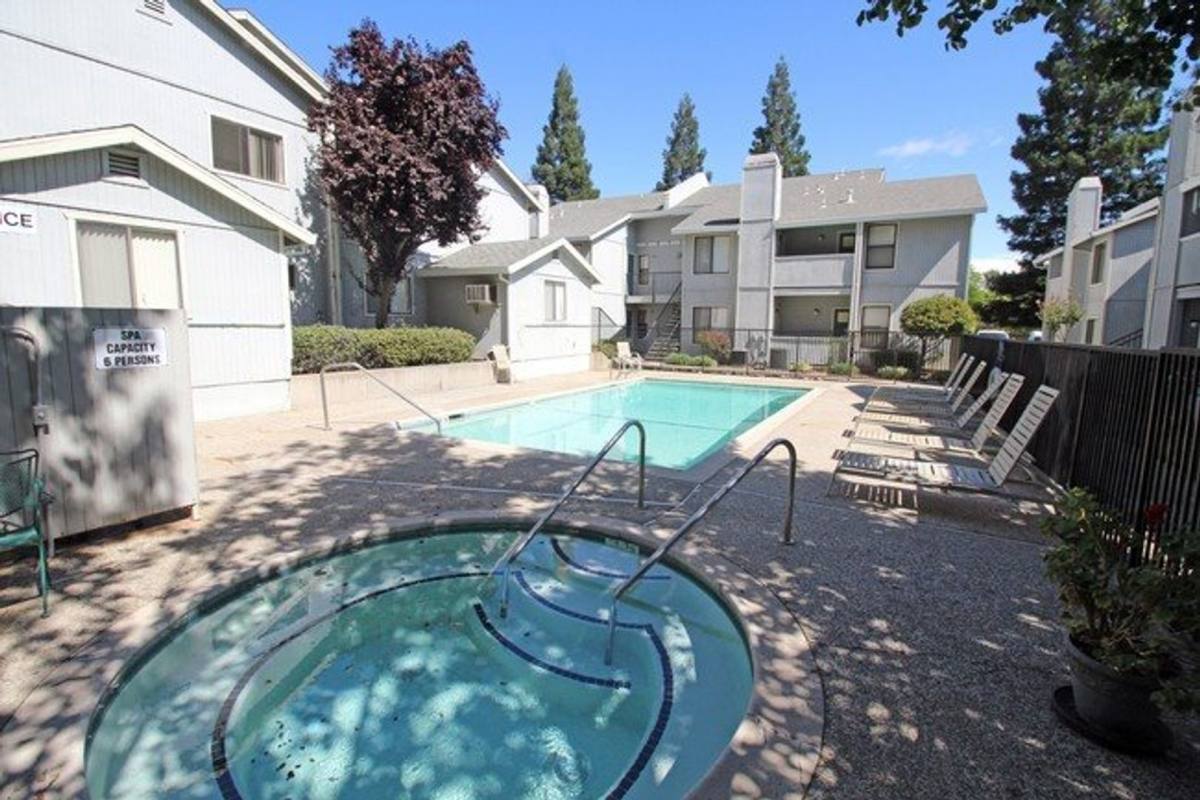 Apartment for rent at 5795 Springview Dr, Rocklin, CA 95677