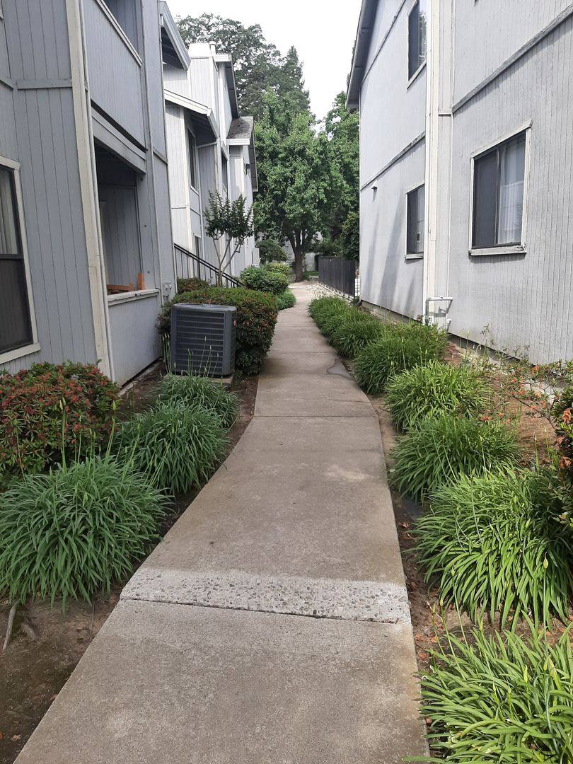 Apartment for rent at 5795 Springview Dr, Rocklin, CA 95677