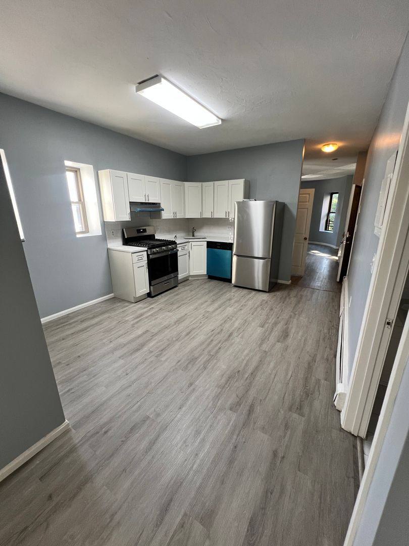Apartment for rent at 3146-3150 Washington St, Jamaica Plain, MA 02130