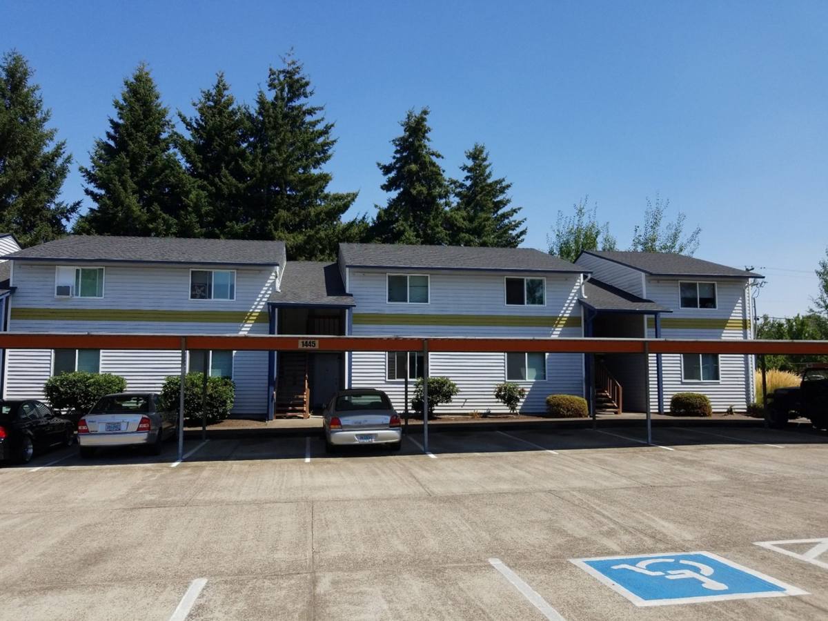 Apartment for rent at 1440 Geary Circle SE, Albany, OR 97322
