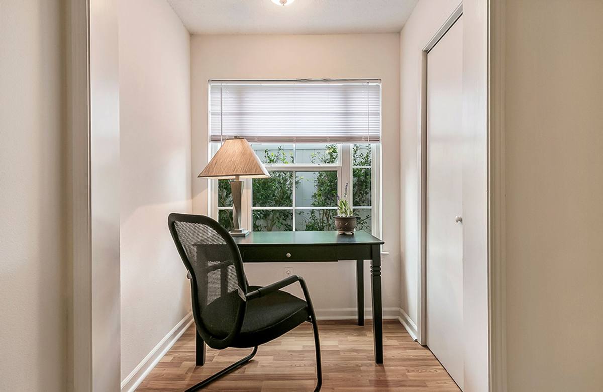 Apartment for rent at 3401 Edenborn, Metairie, LA 70002