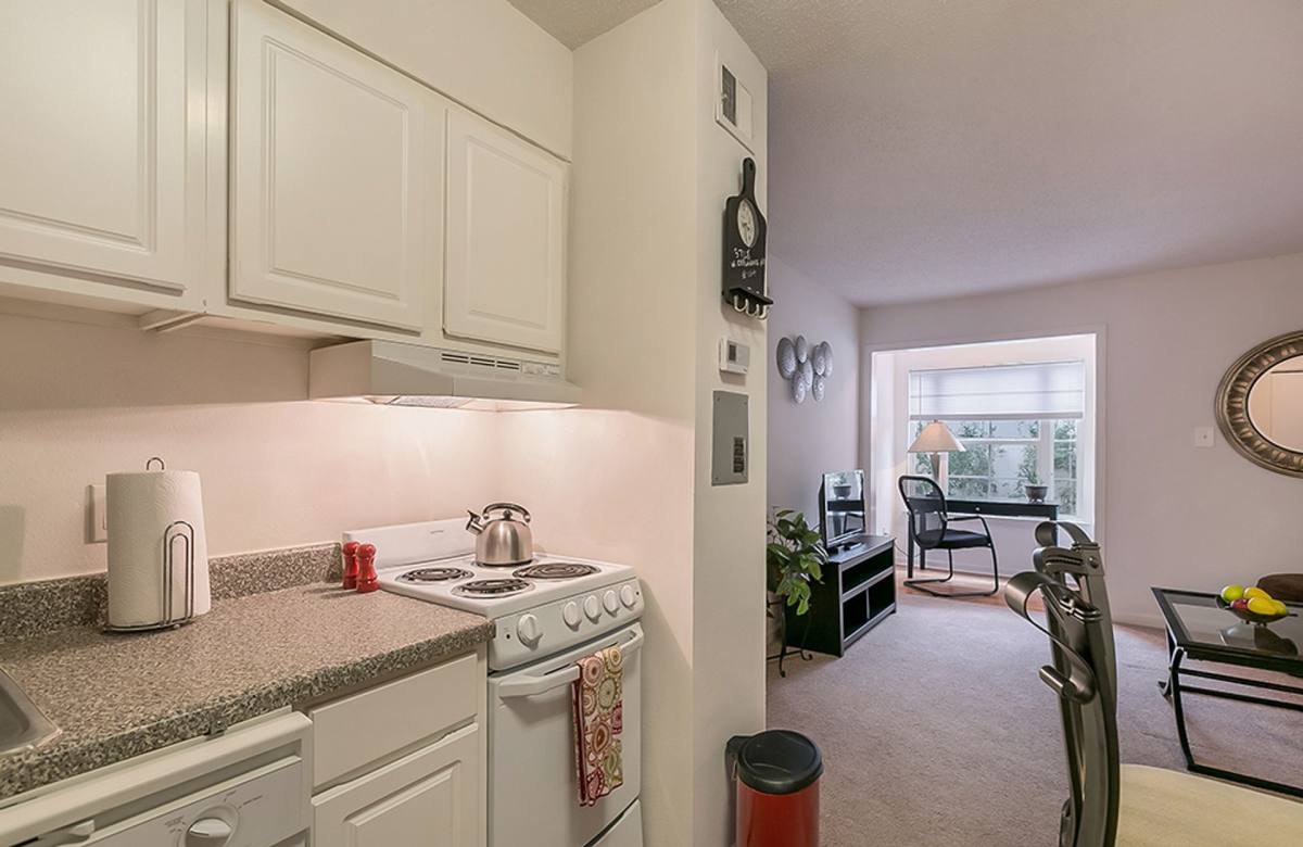 Apartment for rent at 3401 Edenborn, Metairie, LA 70002